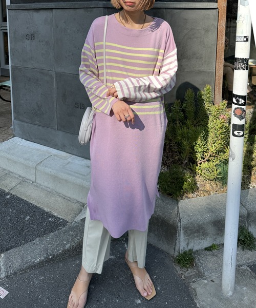 audrey and john wad（オードリーアンドジョンワッド）の「フェイクレザーセミフレアパンツ（その他パンツ・レディース・ベージュ/アイボリー/ブラック・S/M）」の4枚目の写真
