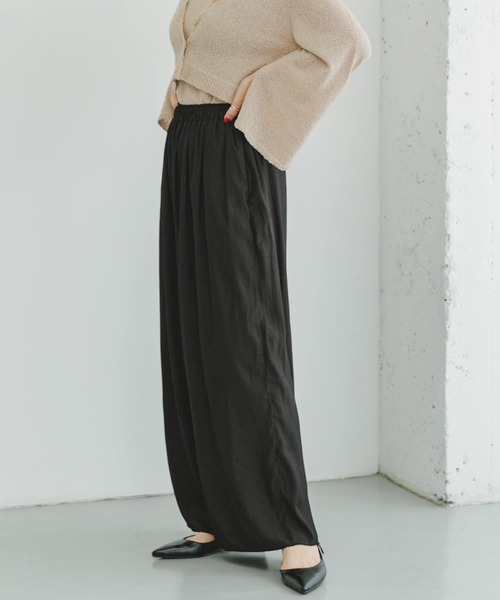 ITEMS URBANRESEARCH(アイテムズ アーバンリサーチ)の「カッセンフレアイージーパンツ(その他パンツ・レディース・グレー系その他/ブラック/ブラウン系その他・FREE)」の10枚目の写真