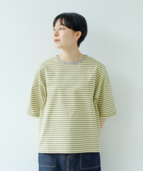 PAR ICI（パーリッシィ）の「ボーダー配色バインダー 5分袖BIG Tシャツ（Tシャツ/カットソー・レディース・グリーン/ピンク系その他/サックスブルー/ブラック/ライトブルー/オレンジ/イエロー/カーキ/マスタード/ダークブラウン/グリーン系その他/ピンク系その他2・FREE）」の14枚目の写真