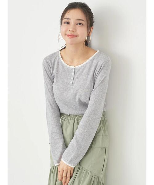 earth music&ecology（アースミュージックアンドエコロジー）の「アイレットジャガードタイトプルオーバー（Tシャツ/カットソー・レディース・ブルー/杢グレー/アイボリー/レッド・FREE）」の22枚目の写真