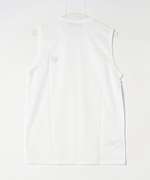 FRED PERRY(フレッドペリー)の「Crew Neck Tank(タンクトップ・メンズ・ホワイト・L/M/S)」の2枚目の写真