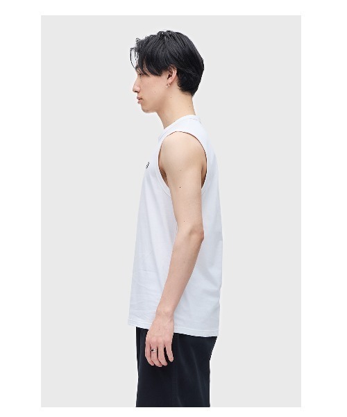 FRED PERRY(フレッドペリー)の「Crew Neck Tank(タンクトップ・メンズ・ホワイト・L/M/S)」の12枚目の写真