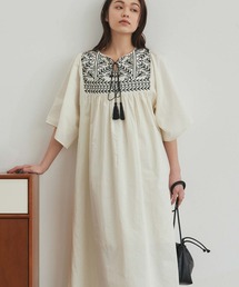 エスニック刺繍ワンピース