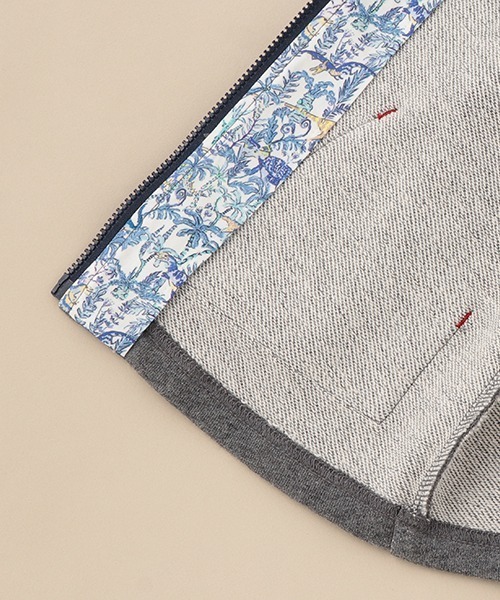 sense of wonder（センスオブワンダー）の「フード取り外しパーカー（パーカー・キッズ・チャコール・80ｃｍ/90cm/100cm/110cm/120cm/130cm）」の4枚目の写真