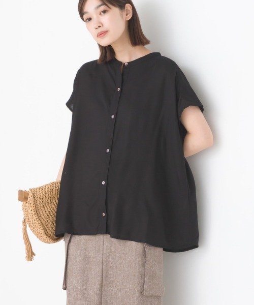OMNES(オムネス)の「レーヨンフレンチスリーブバンドカラーシャツ(シャツ/ブラウス・レディース・ホワイト系その他/ブラック/ブラック系その他/モカ/ブラウン系その他/ブルー系その他/ブラック系その他2/ブルー系その他2/ネイビー系・FREE)」の15枚目の写真