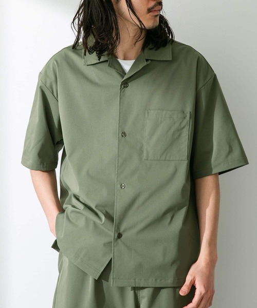 URBAN RESEARCH Sonny Label（アーバンリサーチサニーレーベル）の「『吸水速乾/接触冷感/イージーケア』マルチ機能オープンカラーショートスリーブシャツ（シャツ/ブラウス・メンズ・ブラック/ベージュ/カーキ・MEDIUM/LARGE）」の3枚目の写真