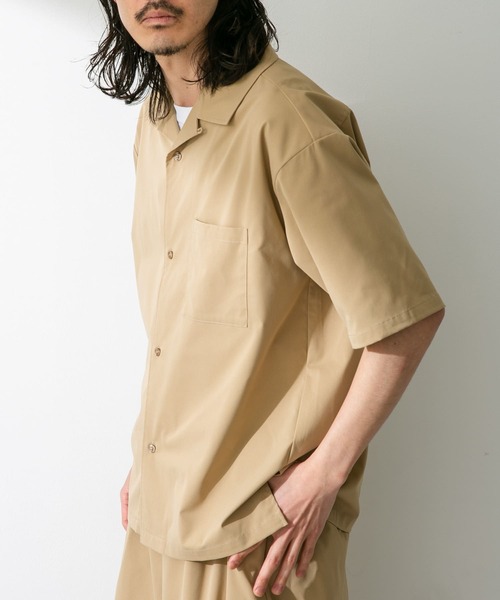 URBAN RESEARCH Sonny Label（アーバンリサーチサニーレーベル）の「『吸水速乾/接触冷感/イージーケア』マルチ機能オープンカラーショートスリーブシャツ（シャツ/ブラウス・メンズ・ブラック/ベージュ/カーキ・MEDIUM/LARGE）」の4枚目の写真
