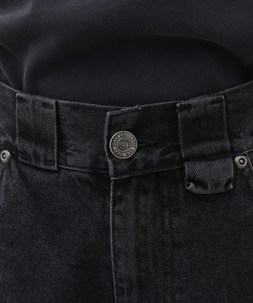 WILLY CHAVARRIA(ウィリーチャバリア)の「WILLY CHAVARRIA STRAIGHT DENIM PANTS BSP509(デニムパンツ・メンズ・ブラック系その他・SMALL/MEDIUM)」の7枚目の写真