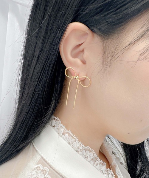 couture BY ROJITA(クチュールバイロジータ)の「リボンピアス(ピアス(両耳用)・レディース・シルバー/ゴールド・FREE)」の13枚目の写真