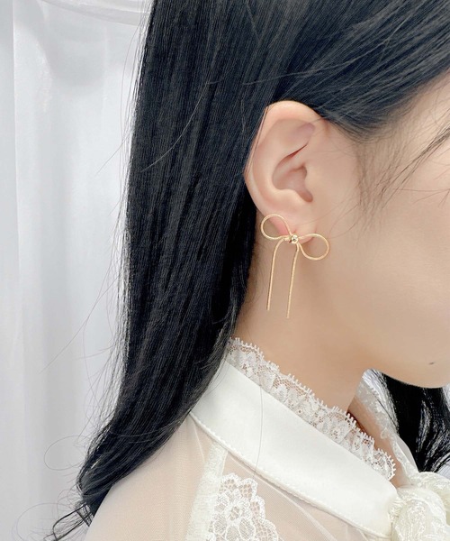 couture BY ROJITA(クチュールバイロジータ)の「リボンピアス(ピアス(両耳用)・レディース・シルバー/ゴールド・FREE)」の16枚目の写真