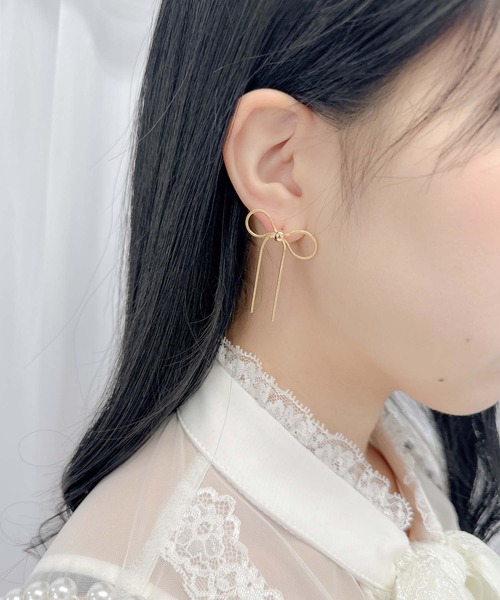 couture BY ROJITA(クチュールバイロジータ)の「リボンピアス(ピアス(両耳用)・レディース・シルバー/ゴールド・FREE)」の17枚目の写真