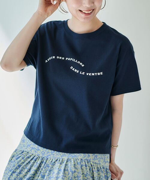 le.coeur blanc(ルクールブラン)の「ウエーブフロッキーロゴTシャツ(Tシャツ/カットソー・レディース・オフホワイト/ネイビー・38)」の2枚目の写真