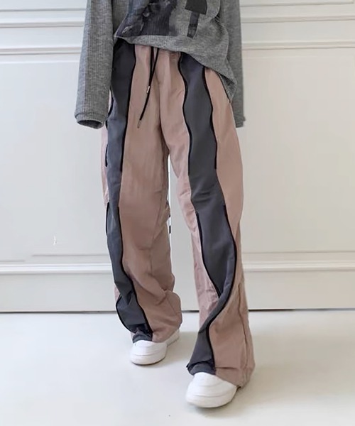 LAFFMO(ラフモ)の「バイカラーシャカシャカパンツ(その他パンツ・レディース・ピンク/ブラック・F)」の9枚目の写真