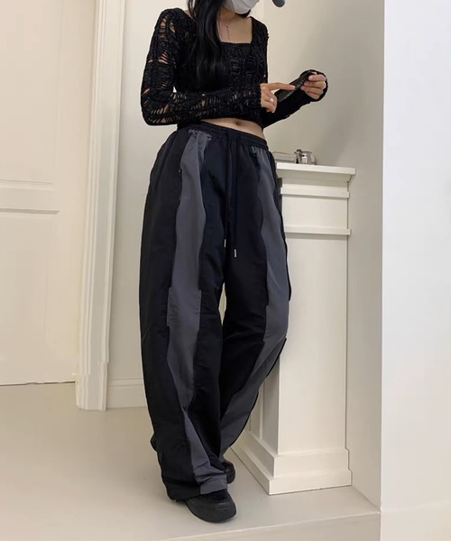 LAFFMO(ラフモ)の「バイカラーシャカシャカパンツ(その他パンツ・レディース・ピンク/ブラック・F)」の3枚目の写真