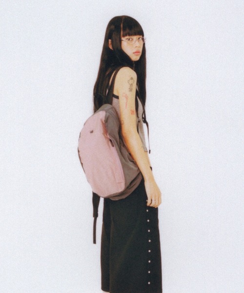 aeae（エーイーエーイー）の「New Symbol Backpack（バックパック/リュック・レディース・ライトブルー/ブラック/ピンク・FREE）」の3枚目の写真