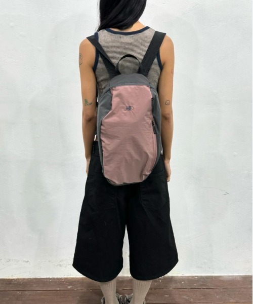 aeae（エーイーエーイー）の「New Symbol Backpack（バックパック/リュック・レディース・ライトブルー/ブラック/ピンク・FREE）」の11枚目の写真