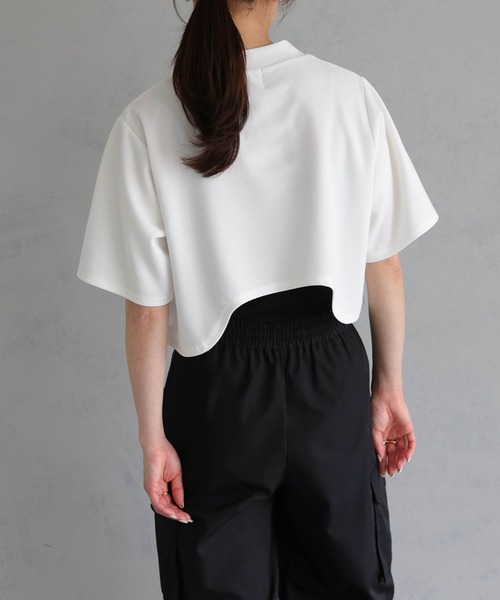 &g'aime(アンジェム)の「【&g’aime】バックカーブTシャツ(Tシャツ/カットソー・レディース・ブラック/ホワイト・FREE)」の2枚目の写真