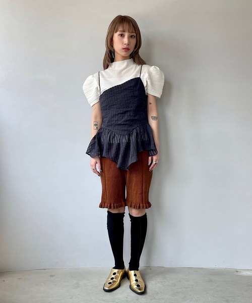 Se ボリュームフリルリブハーフパンツ【SANSeLF】sanw24s024 SANSeLF（サンセルフ）の「Se ボリュームフリルリブハーフパンツ