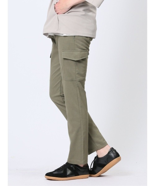 TAKA-Q（タカキュー）の「【接触冷感 抗菌防臭 ストレッチ】タカキュー カーゴパンツ（カーゴパンツ・メンズ・ブラック/カーキ/ネイビー・X-LARGE/S/MEDIUM/LARGE）」の2枚目の写真