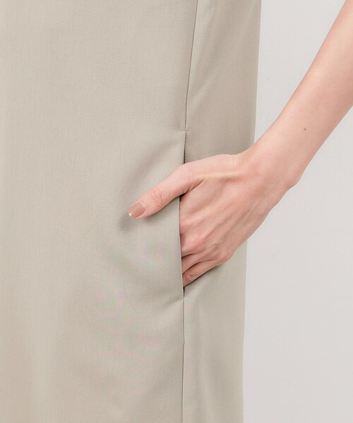 OPAQUE.CLIP（オペークドットクリップ）の「◆リネンライクVネックオールインワン【ストレッチ/イージーケア/洗濯機洗い可】（サロペット/オーバーオール・レディース・グレー/ブラック・36/38/40）」の4枚目の写真