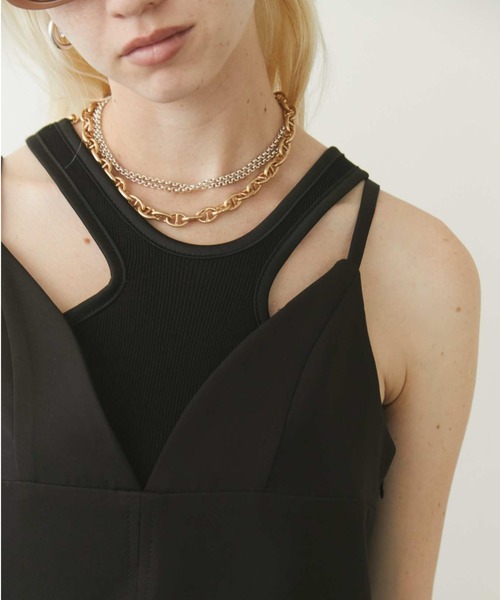 Solace(ソレイス)の「フロントデザイン2wayタンクトップ(タンクトップ・レディース・ブラック/ホワイト×ブラック/ブラック×ホワイト/ピンク/ホワイト・FREE)」の4枚目の写真