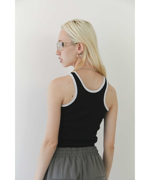 Solace(ソレイス)の「フロントデザイン2wayタンクトップ(タンクトップ・レディース・ブラック/ホワイト×ブラック/ブラック×ホワイト/ピンク/ホワイト・FREE)」の16枚目の写真