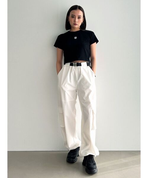EMODA(エモダ)の「ナイロンベルトタックパンツ(その他パンツ・レディース・ブラック/ベージュ/ホワイト・FREE)」の8枚目の写真
