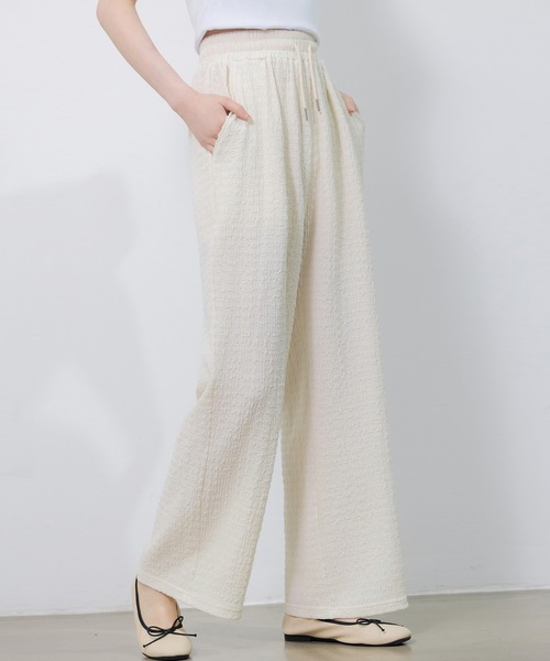 SAISON DE PAPILLON（セゾンドパピヨン）の「ウエストゴム体型カバーワイドパンツ（その他パンツ・レディース・グリーン/グレー/ブラック/アイボリー・フリー）」の2枚目の写真
