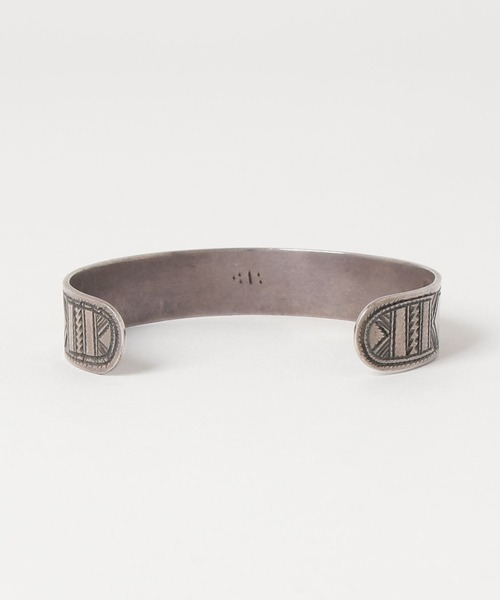 fridge（フリッジ）の「【TOUAREG SILVER BANGLE】トゥアレグ BANGLE（バングル/リストバンド・メンズ・シルバー・ONESIZE）」の2枚目の写真