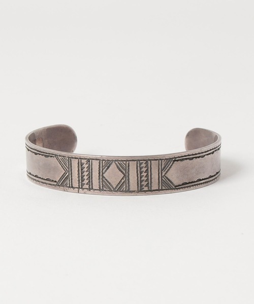 fridge（フリッジ）の「【TOUAREG SILVER BANGLE】トゥアレグ BANGLE（バングル/リストバンド・メンズ・シルバー・ONESIZE）」の3枚目の写真