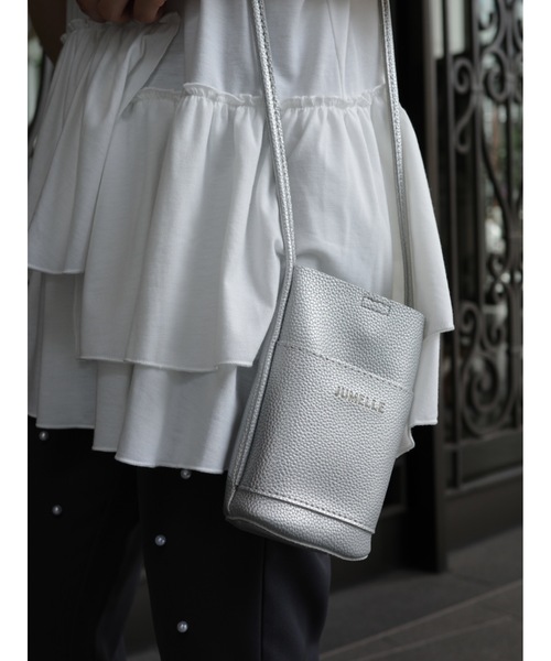 JUMELLE（ジュメロ）の「【スマホショルダー】shoulder mini bag（ショルダーバッグ・レディース・ホワイト/シルバー/レッド/ベージュ・FREE）」の14枚目の写真