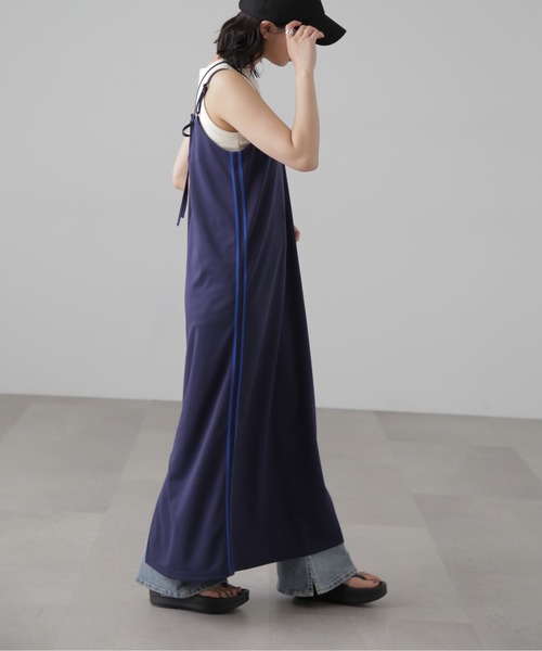 FREE'S MART（フリーズマート）の「サイドラインキャミワンピース（ワンピース・レディース・ネイビー/ブラック・SMALL/MEDIUM）」の15枚目の写真