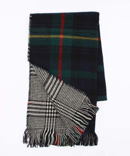 Discoat Parisien(ディスコートパリシアン)の「チェック×チェックリバストール(ストール/ショール・レディース・レッド/オフホワイト/チャコールグレー/ネイビー・フリ-)」の3枚目の写真