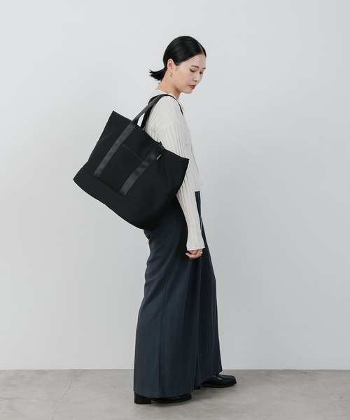 ネオプレンポケットトートバッグ 大容量 / 通勤（トートバッグ