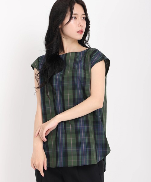 STRAWBERRY-FIELDS(ストロベリーフィールズ)の「マルチチェックフレンチスリーブブラウス(シャツ/ブラウス・レディース・ダークブラウン/グリーン/サーモンピンク/ロイヤルブルー・2)」の2枚目の写真