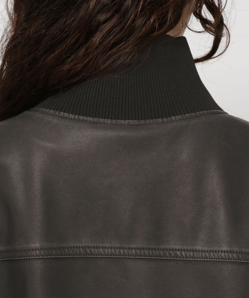 niko and...（ニコアンド）の「ヴィンテージフェイクレザーブルゾン（ブルゾン・レディース・ブラウン/ブラック・FREE）」の8枚目の写真