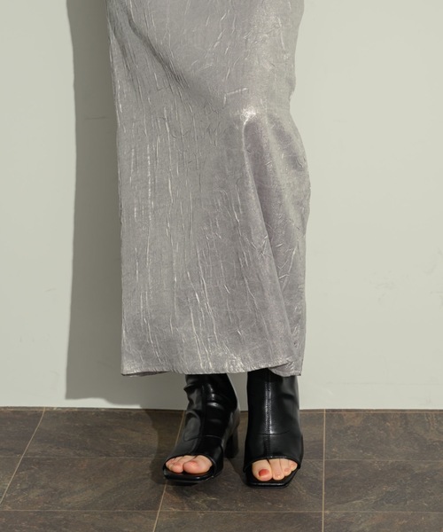 NEUNA（ヌナ）の「オープントゥショートブーティー（ブーツ・レディース・ブラック/アイボリー・L/M/S）」の4枚目の写真