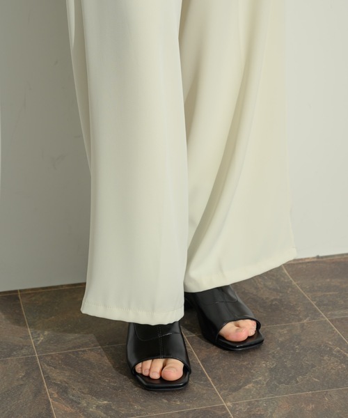 NEUNA（ヌナ）の「オープントゥショートブーティー（ブーツ・レディース・ブラック/アイボリー・L/M/S）」の21枚目の写真