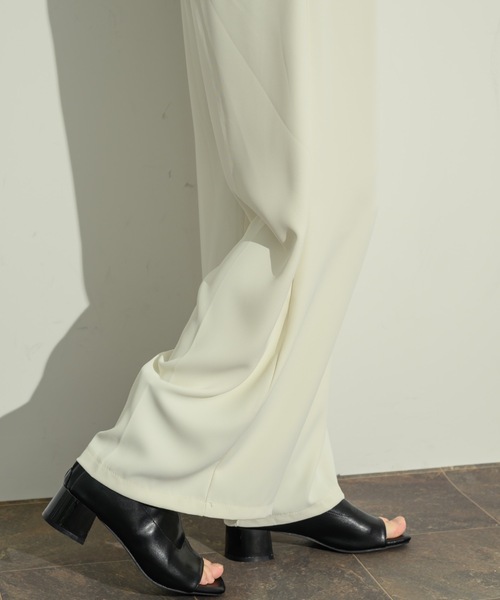 NEUNA（ヌナ）の「オープントゥショートブーティー（ブーツ・レディース・ブラック/アイボリー・L/M/S）」の22枚目の写真