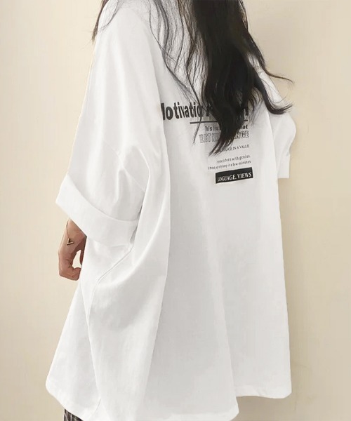 Miniministore(ミニミニストア)の「オーバーサイズ 英文字ロゴ 半袖Tシャツ(Tシャツ/カットソー・レディース・グレイッシュベージュ/ブラック/ロイヤルブルー/ホワイト・FREE)」の5枚目の写真