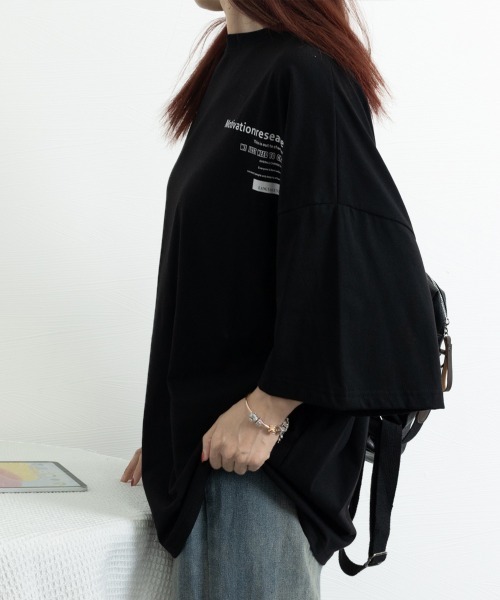 Miniministore(ミニミニストア)の「オーバーサイズ 英文字ロゴ 半袖Tシャツ(Tシャツ/カットソー・レディース・グレイッシュベージュ/ブラック/ロイヤルブルー/ホワイト・FREE)」の11枚目の写真
