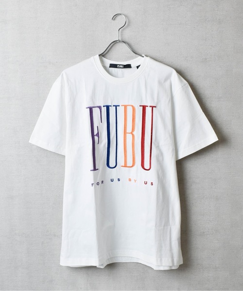 FUBU（ フブ）の「【T4】【FUBU】FULL FRONT EMBRODERY LOGO S/S TEE（Tシャツ/カットソー・メンズ・ブラック/ホワイト・MEDIUM/LARGE/X-LARGE）」の3枚目の写真