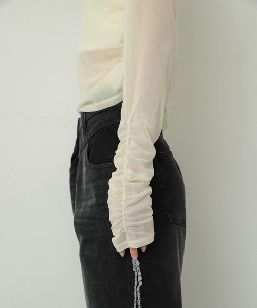 SENSE OF PLACE by URBAN RESEARCH(センスオブプレイスバイアーバンリサーチ)の「シャーリングシアートップ(その他トップス・レディース・アイボリー/ブラック/ベージュ・ONE)」の12枚目の写真