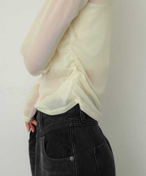 SENSE OF PLACE by URBAN RESEARCH(センスオブプレイスバイアーバンリサーチ)の「シャーリングシアートップ(その他トップス・レディース・アイボリー/ブラック/ベージュ・ONE)」の13枚目の写真