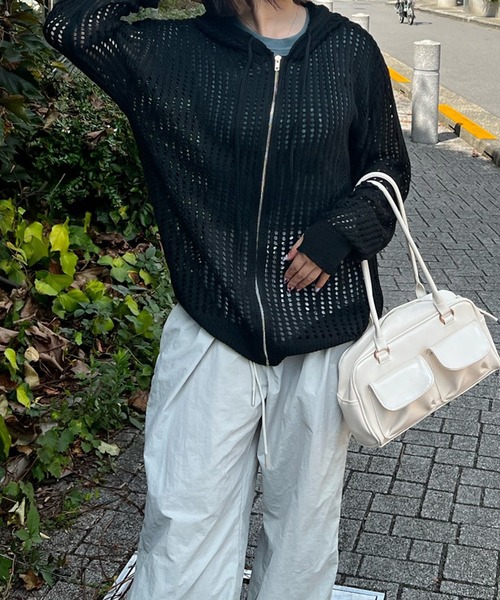 MEMECLE（メメクル）の「【 MEMECLE / メメクル 】シースルー ルーズメッシュパーカー（パーカー・レディース・ブラック/ホワイト・M/L）」の18枚目の写真