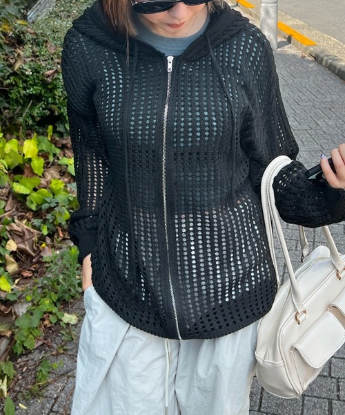 MEMECLE（メメクル）の「【 MEMECLE / メメクル 】シースルー ルーズメッシュパーカー（パーカー・レディース・ブラック/ホワイト・M/L）」の17枚目の写真