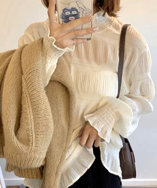 Amulet(アミュレット)の「シャーリングシアートップス(シャツ/ブラウス・レディース・ホワイト/ブラック/アイボリー・XL/L/M)」の11枚目の写真