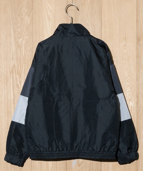 GERRY（ジェリー）の「【30】〔GERRY/ジェリ-〕ポリエステルタフタ 裏メッシュ フルジップ スタンドジャケット（ナイロンジャケット・キッズ・ブラック/ダークグレー・140/150/160/130）」の3枚目の写真