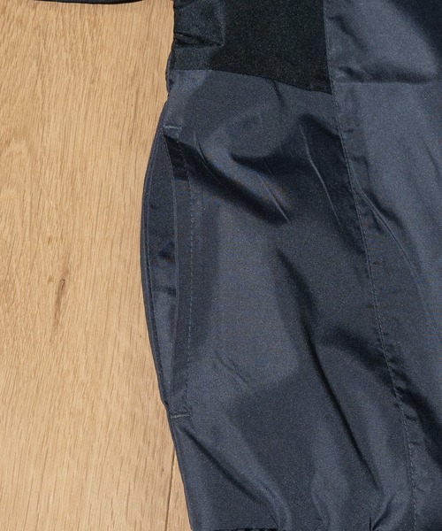 GERRY（ジェリー）の「【30】〔GERRY/ジェリ-〕ポリエステルタフタ 裏メッシュ フルジップ スタンドジャケット（ナイロンジャケット・キッズ・ブラック/ダークグレー・140/150/160/130）」の10枚目の写真