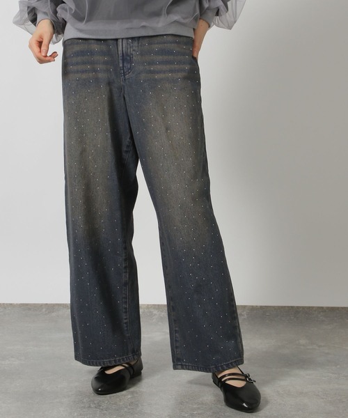 LAKOLE(ラコレ)の「ビジューワイドデニム / 149042(デニムパンツ・レディース・ブラック/ブルー・MEDIUM/SMALL)」の1枚目の写真